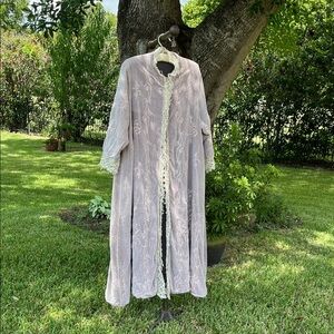 Magnolia Pearl Lavender Lace Robe